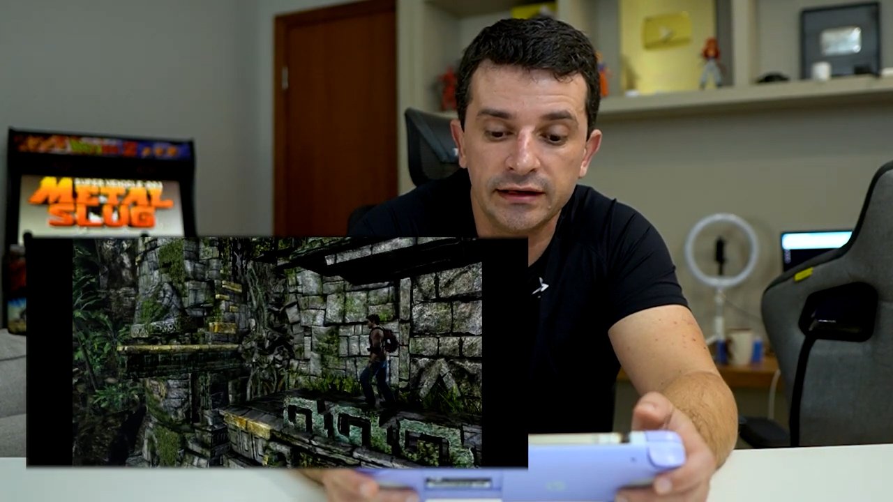 Gameplay de jogo de PlayStation Vita rodando no Vita3K Plus durante teste real